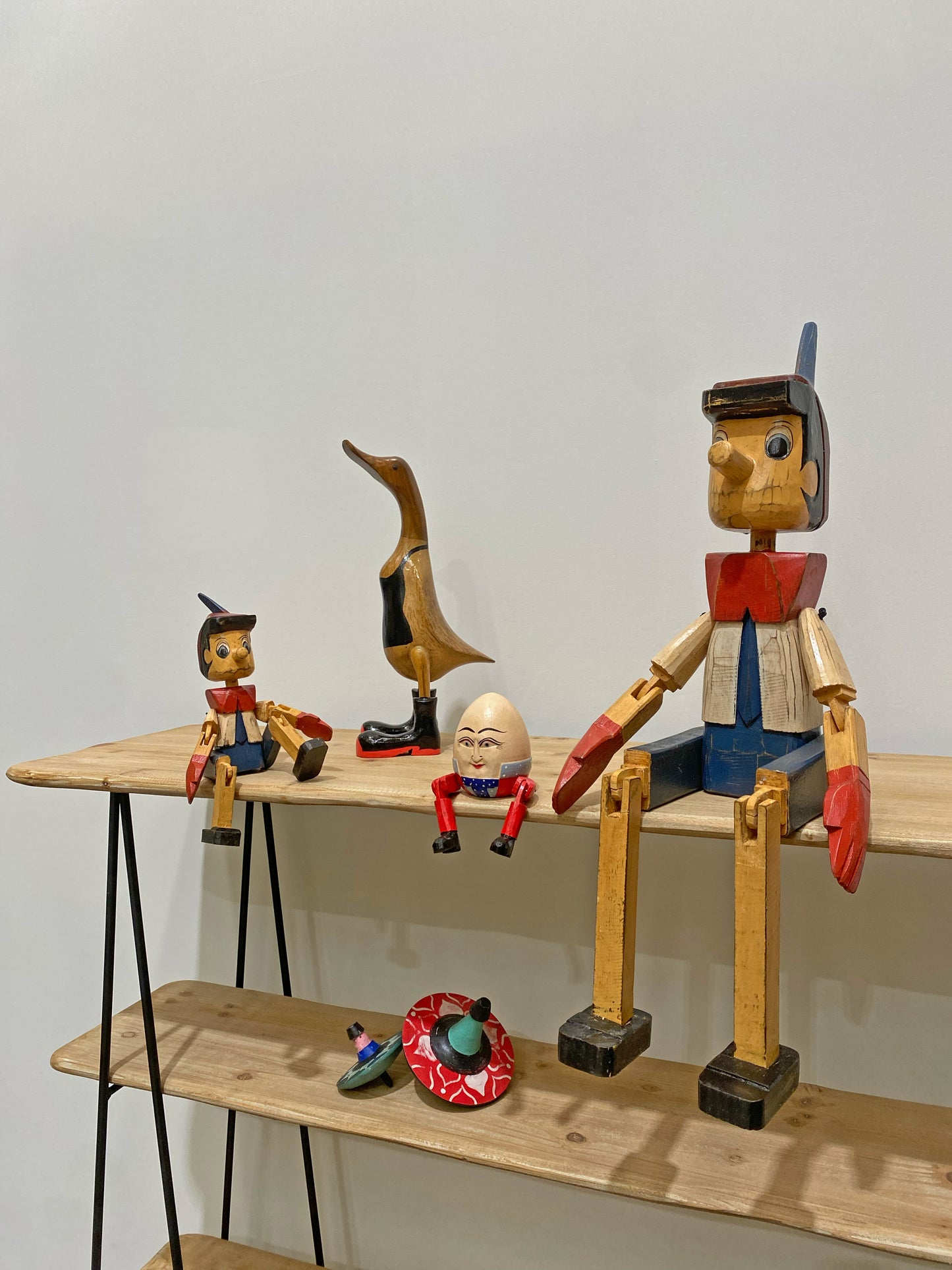 Pinocchio Sitting Large Wood