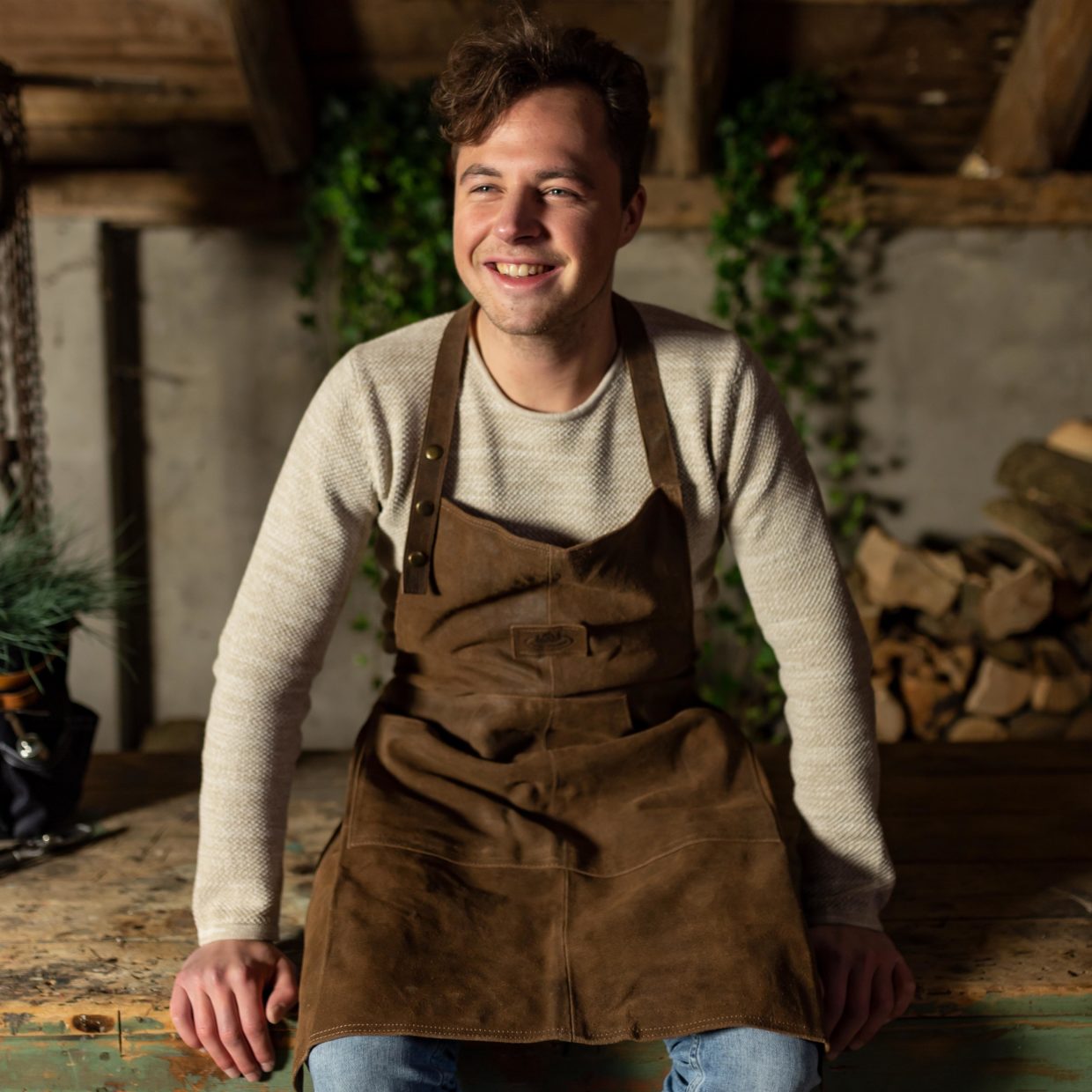 BBQ Apron Leather