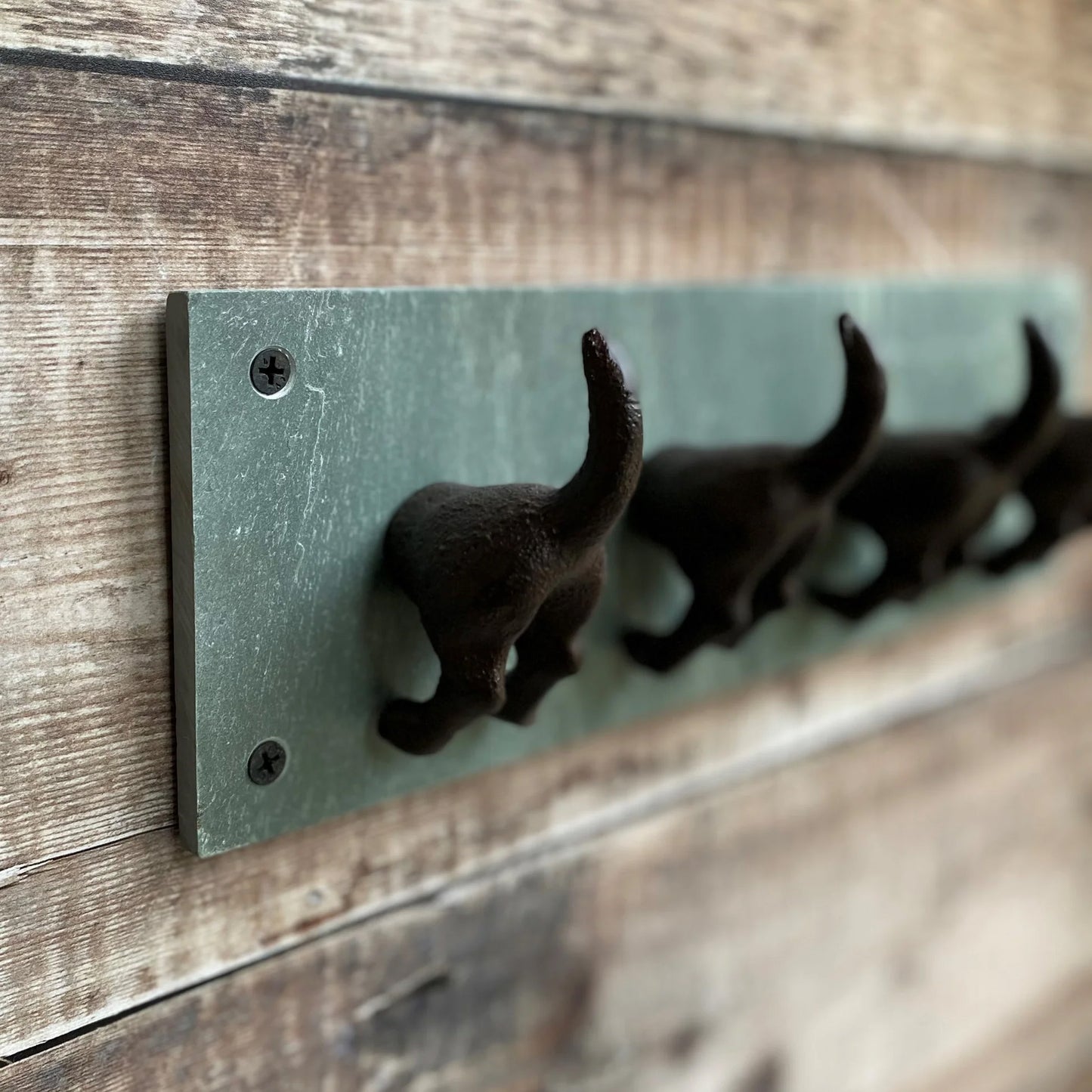 Cast Iron 4 Hook Dog Tail