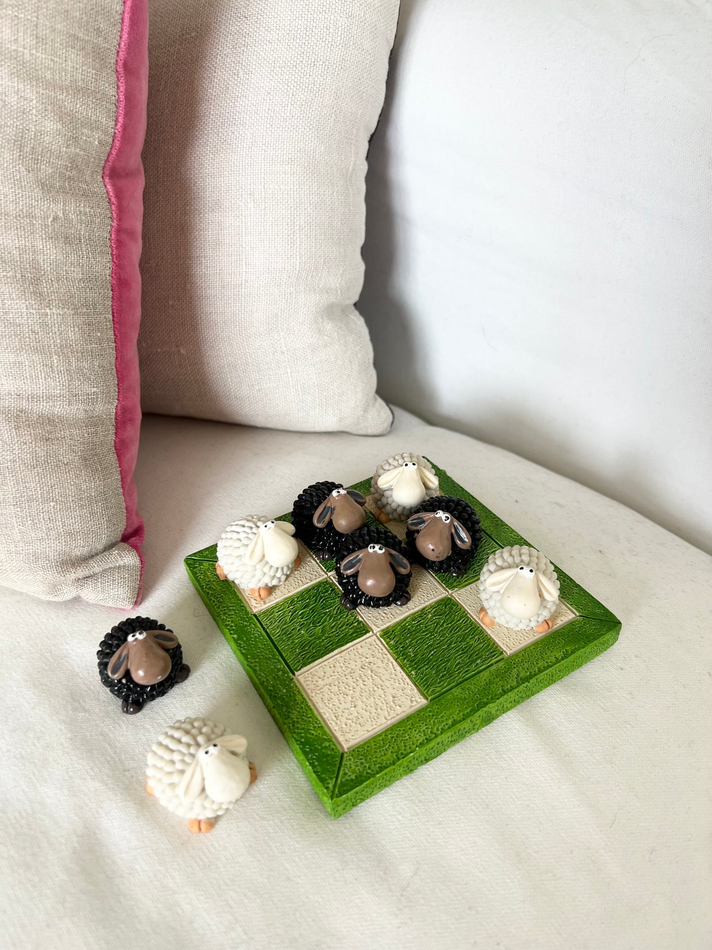 Tictactoe Sheep vs Sheep