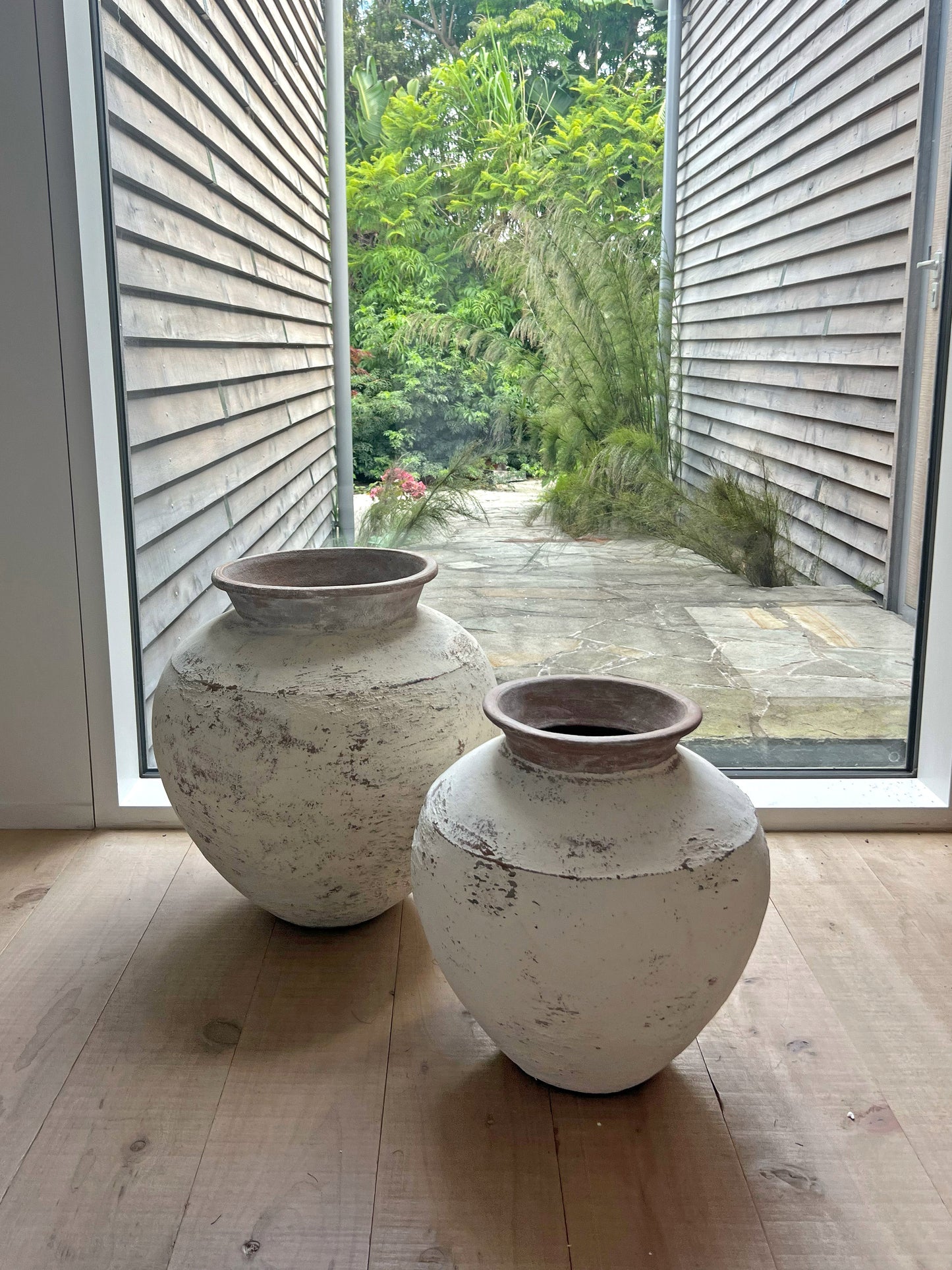 Sophia Pot White Washed M