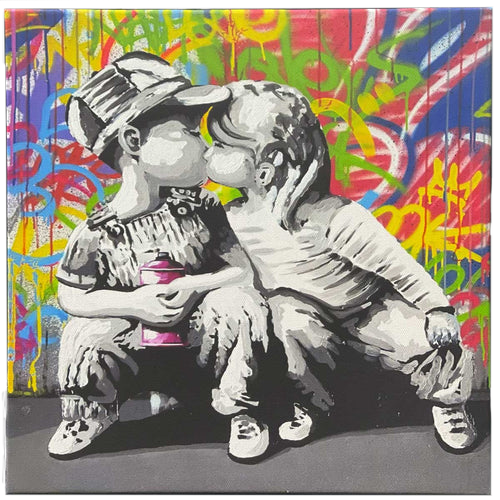 Art Print Banksy Canvas Graffiti Sitting/Kissing