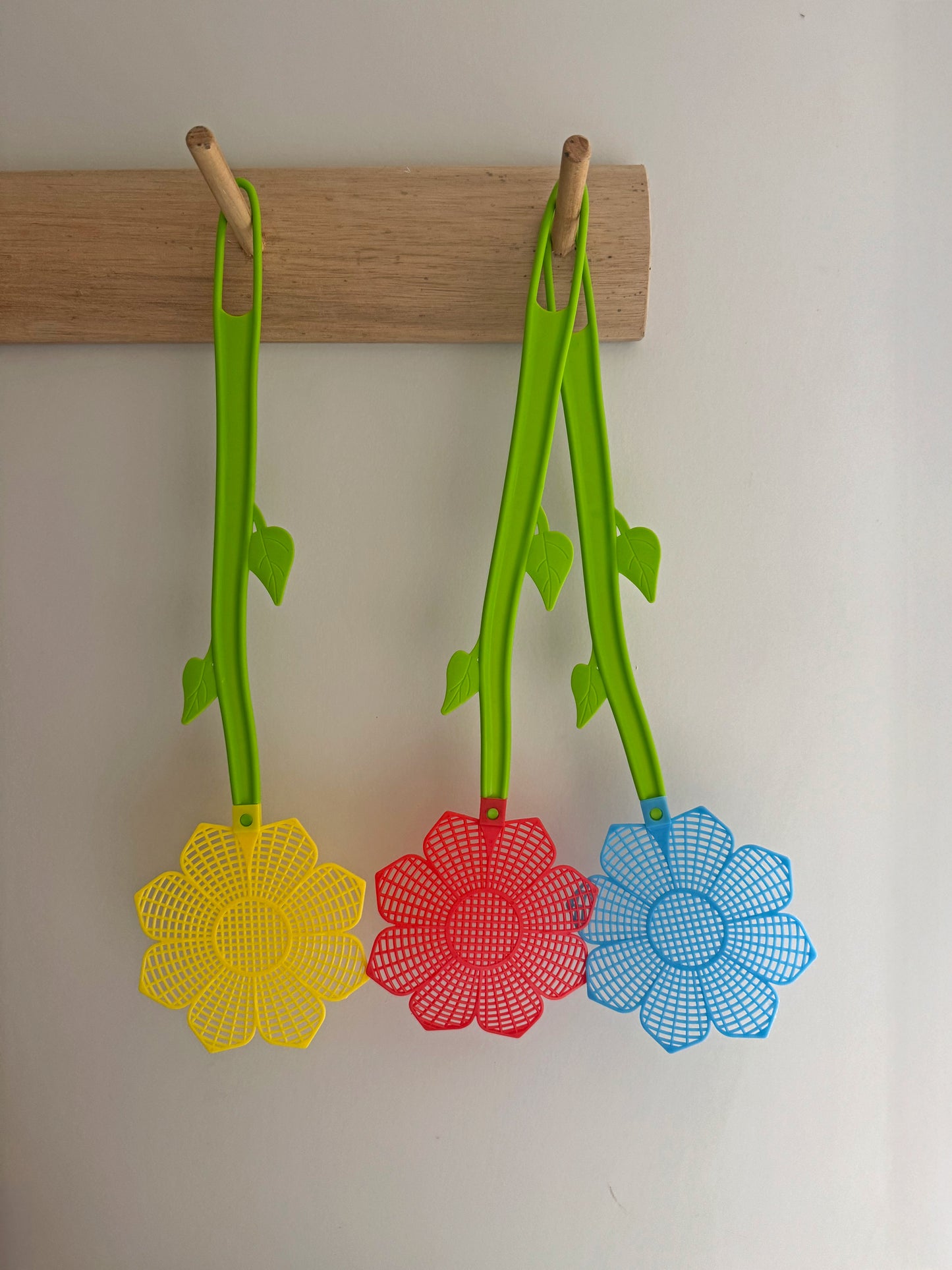 Fly Swat Flower Yellow