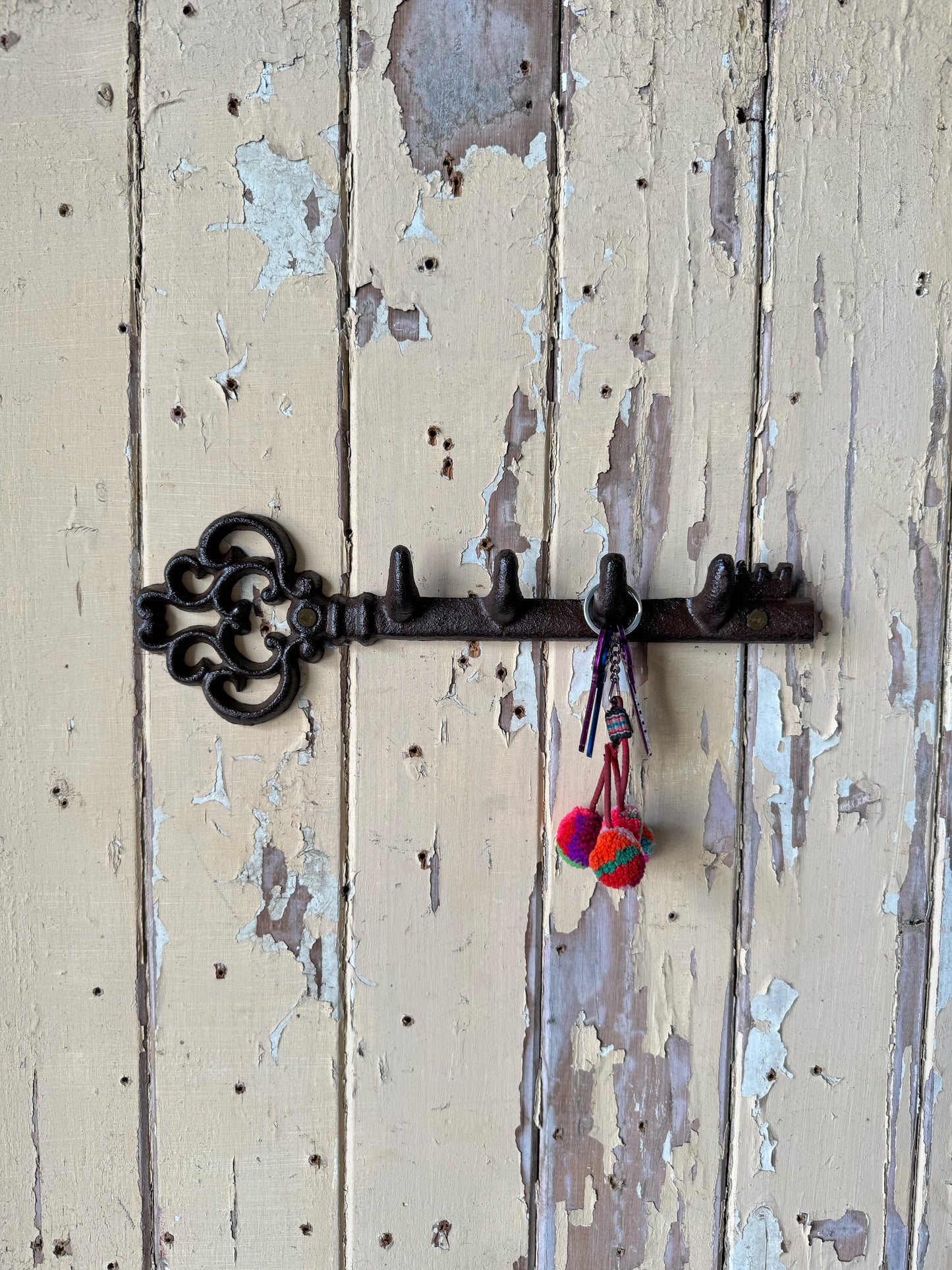 Cast Iron 4 Hook Key