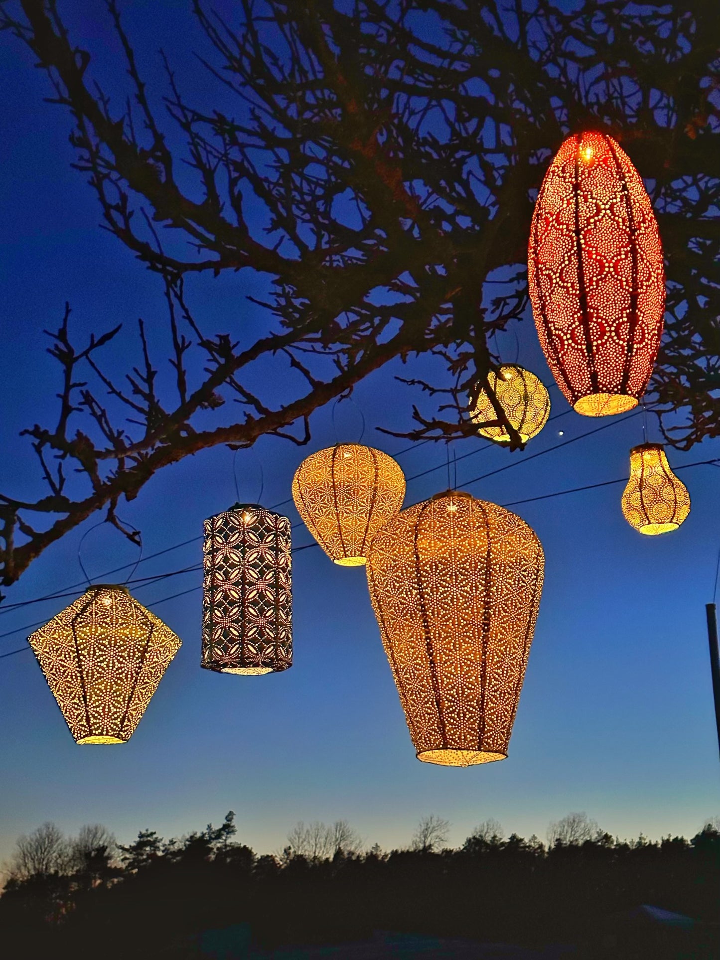 Lumiz Lantern Long Oval 20cm Gold Paisley