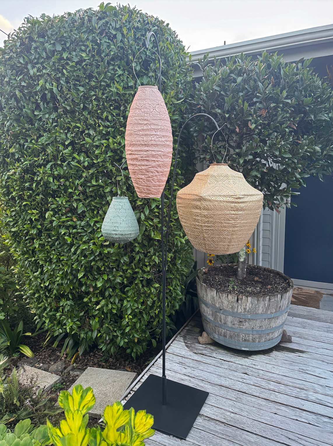 Lumiz Lantern Terrace Stand