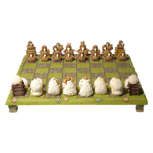 Kivi vs Sheep Chess Set