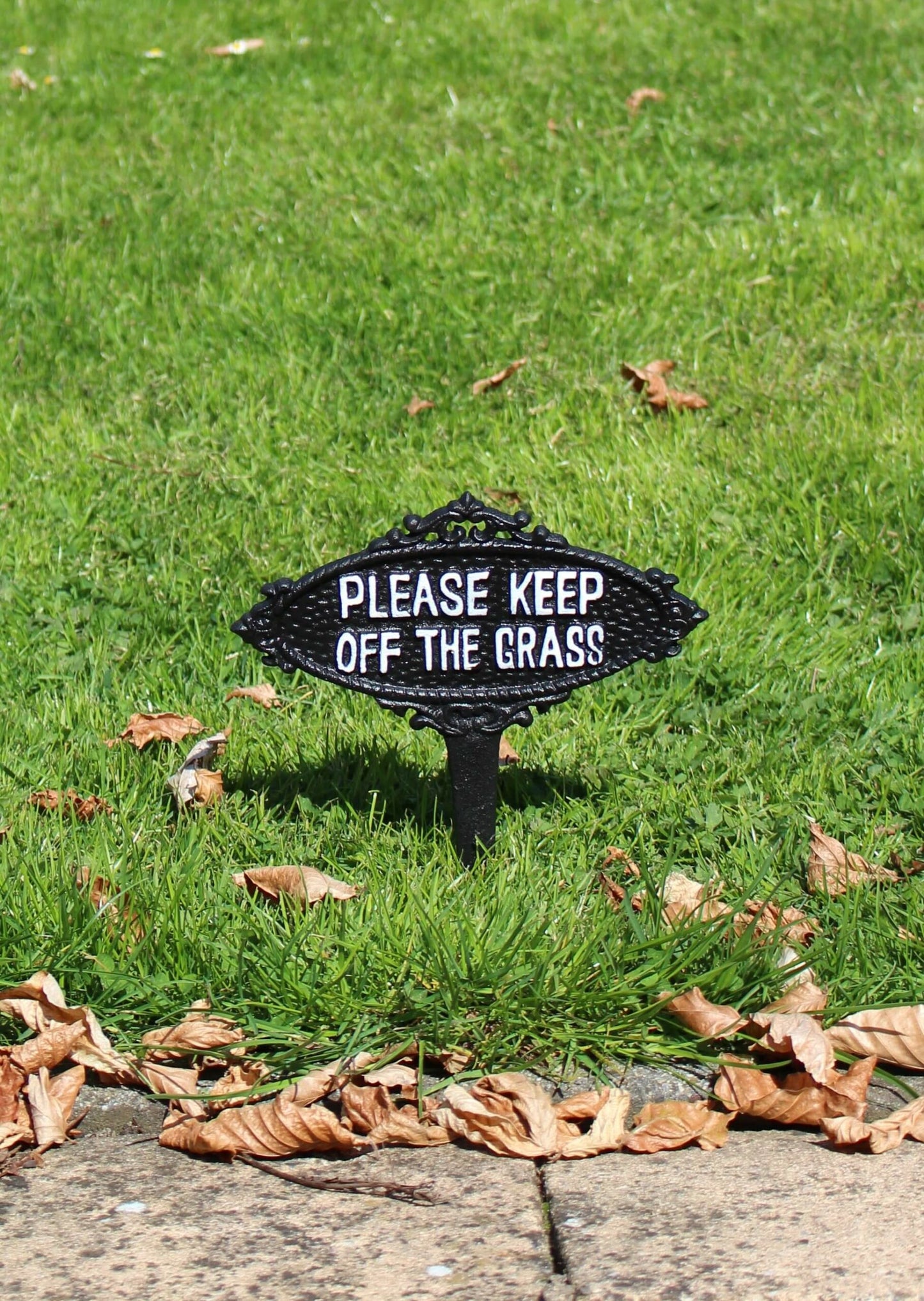 Keep Off The Grass  Sign