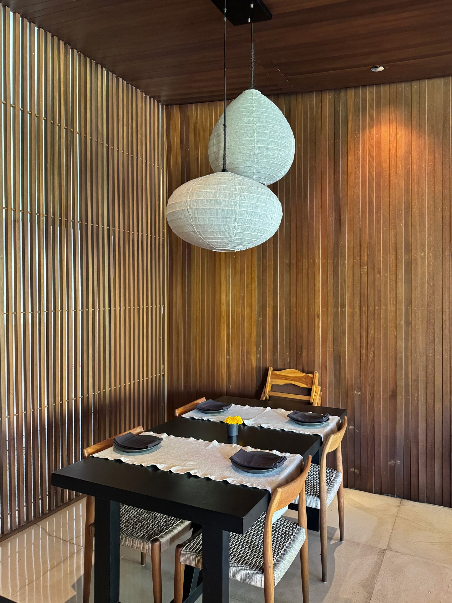 Linen Shade Oval 60cm White